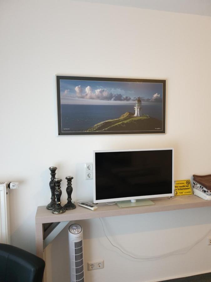 Maje Am Alten Binnenhafen Emden Exterior foto